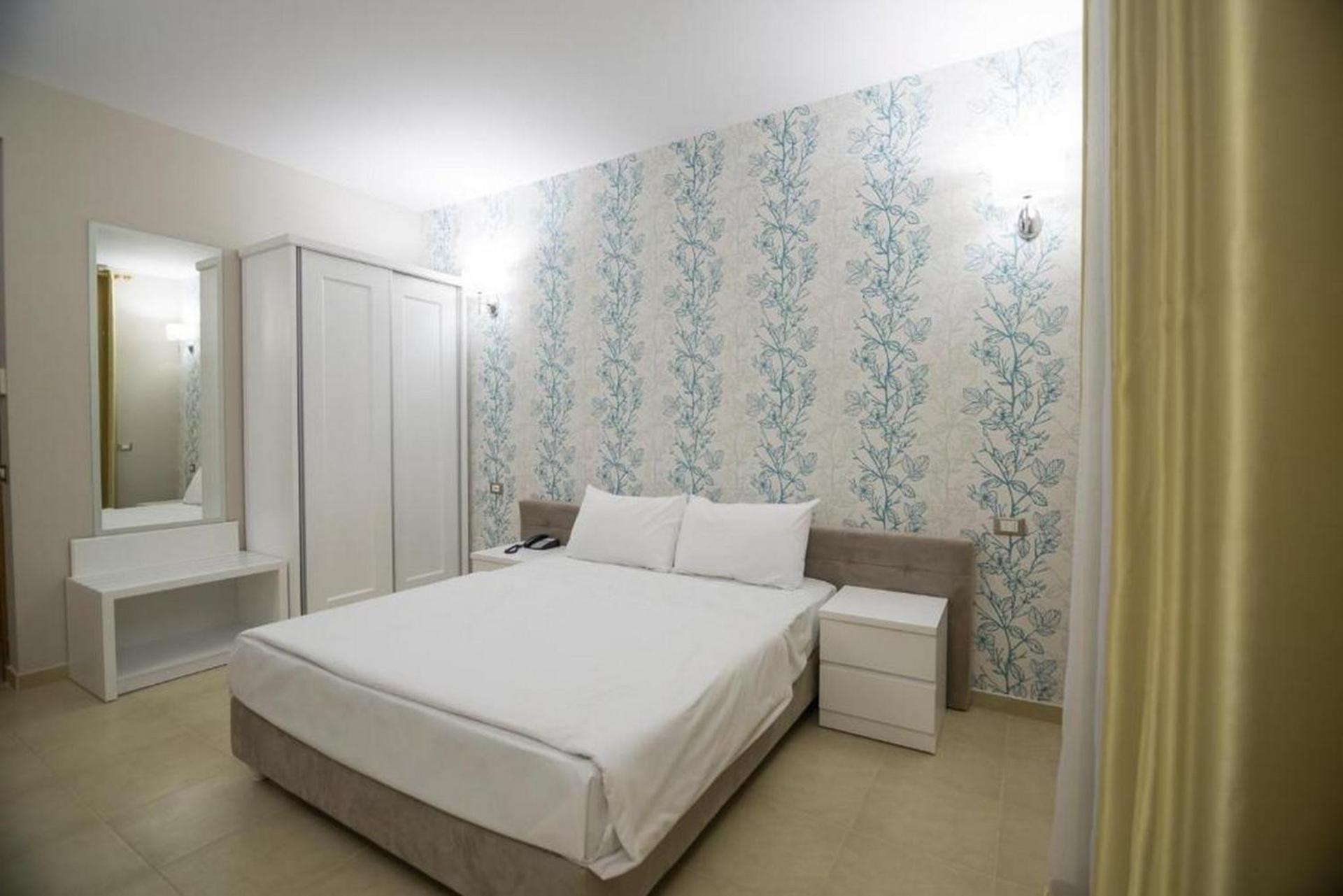Sun 3* Durres