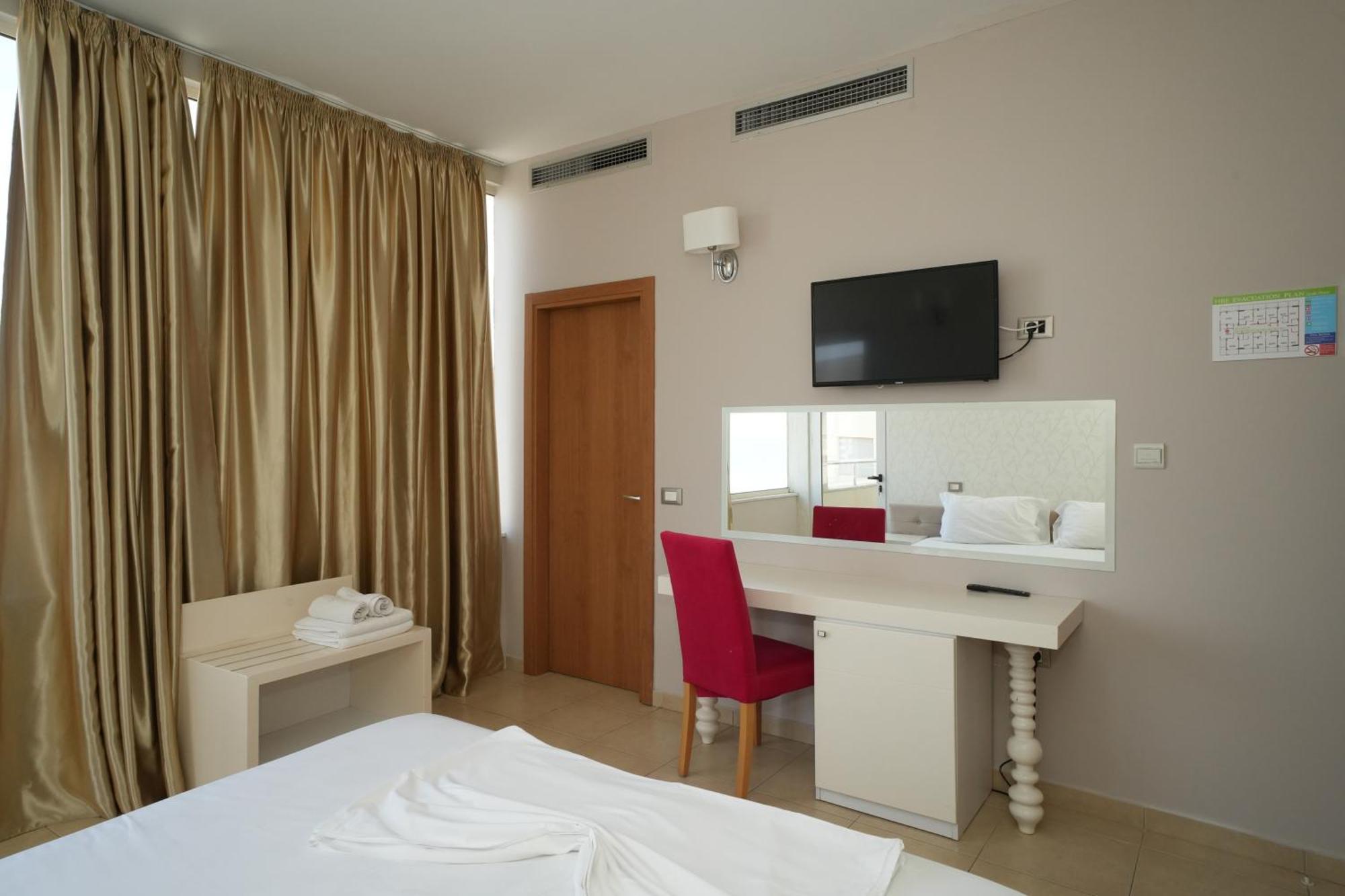 Sun 3* Durres